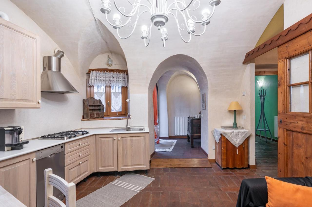 Le Chateau Franciacorta - By Host4U Leilighet Colombaro  Eksteriør bilde